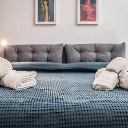 Casa Camilla - Arty Suite Nel Centro Storico Parma Ngoại thất bức ảnh