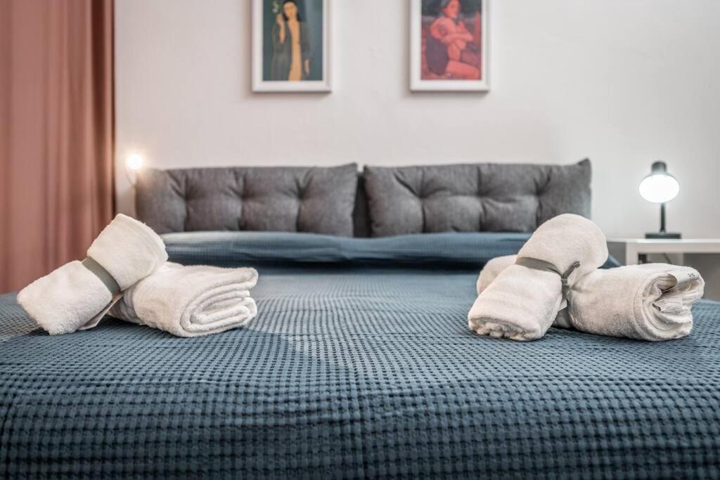 Casa Camilla - Arty Suite Nel Centro Storico Parma Ngoại thất bức ảnh